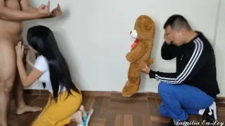 หนุ่มฝรั่งกลับมาง้อแฟน แต่ไม่ทันแล้วเย็ดกับแฟนใหม่โชว์ซะเลย