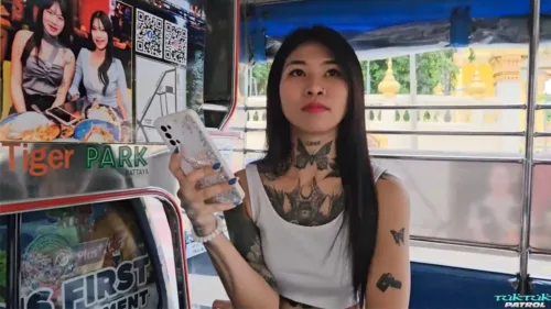 ดูหนังเอวี TukTukPatrol – Zaza ซาซ่า สาวรอยสักนักสองแถวไปขายตัวถ